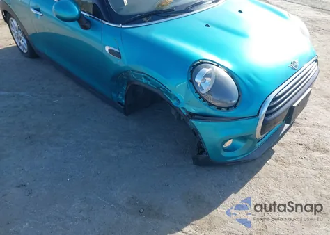 2019 Mini Convertible Cooper z USA, uszkodzony, nr VIN WMWWG5C51K3H07748